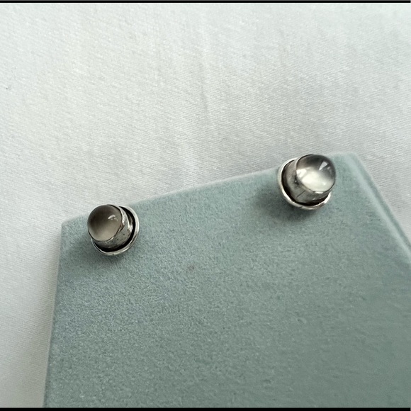 ❤️Sterling silver stud earrings - Picture 3 of 6